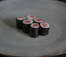 Маки с тунцом