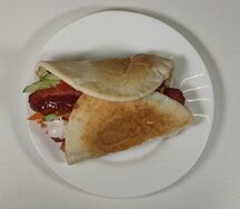 Шаверма в пите двойная