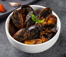 Мидии в томатном соусе