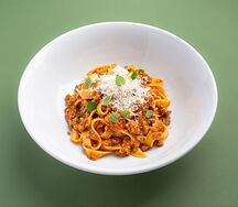 Паста Тальолини Болоньезе