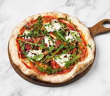 Пицца парма, страчателла, руккола