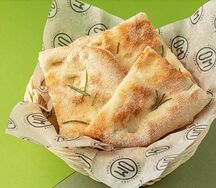 Фокачча на римском тесте с розмарином