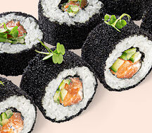 Ролл Калифорния с лососем