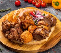 Шашлык в хлебе Ассорти