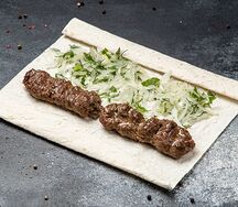 Кебаб из баранины в лаваше