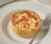 Киш с форелью и брокколи с сыром моцарелла