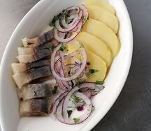 Сельдь с картофелем