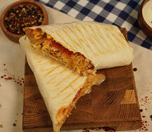 Шаурма с куриным филе на мангале