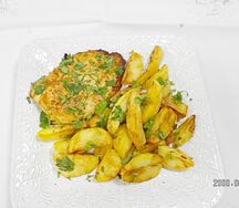 Жареный картофель с курицей