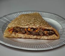 Блин с мяском и овощами