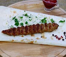 Люля-кебаб в лаваше