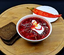 Борщ со сметаной