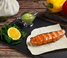 Стейк из лосося на гриле