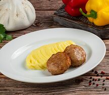 Куриные котлетки с пюре