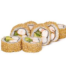 Ролл Калифорния с тигровой креветкой в кунжуте
