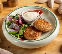 Нежная куриная котлета