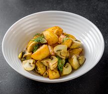 Картофель, жаренный с шампиньонами