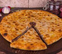 Пирог с мясом (халяль)