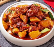 Тушеная картошка с говядиной и рис