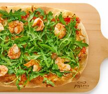 Руккола и креветка Pinsa