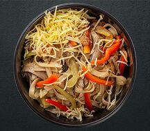 Wok с курицей сливочный