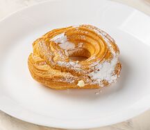 Заварное кольцо с творожным кремом