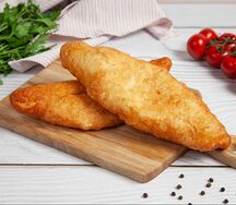 Жареный  пирожок с картошкой