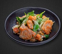 Салат с цыпленком и белыми грибами