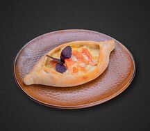 Хачапури по-аджарски с форелью
