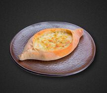 Хачапури по-аджарски с цыпленком