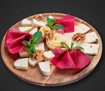 Доска Кавказских сыров