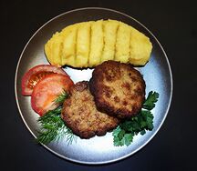 Котлеты по-грузински с пюре