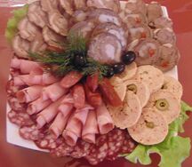 Колбасное ассорти