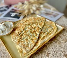 Кутабы с сыром и зеленью