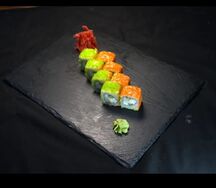 Ролл с крабом