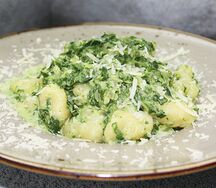 Ньокки со шпинатом