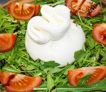 Салат Буррата