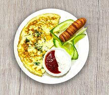 Омлет с сосиской
