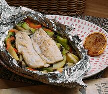 Форель с овощами