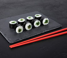 Ролл с чукой