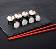 Ролл с сурими