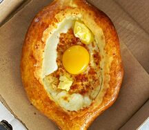 Хачапури по-аджарски 