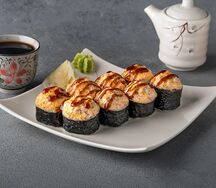 Запеченный ролл с креветкой под яки-соусом