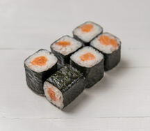 Ролл Маки Лосось