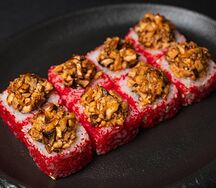 Жара с куриным филе и грибами