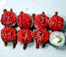 Запечённый ролл с крабом