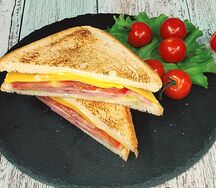 Клаб-сэндвич с ветчиной