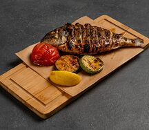 Дорадо с овощами