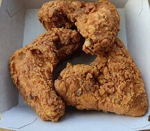 Крылышки из духовки с запечённой картошкой