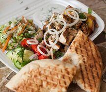 Шаурма на тарелке